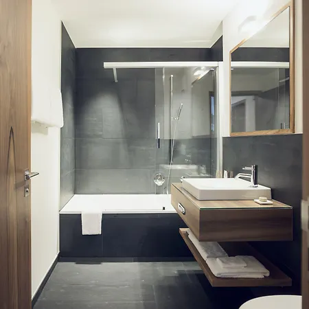 采尔马特cervo俯瞰公寓